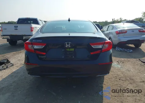 2021 Honda Accord Lx z USA, uszkodzony, nr VIN 1HGCV1F19MA040468